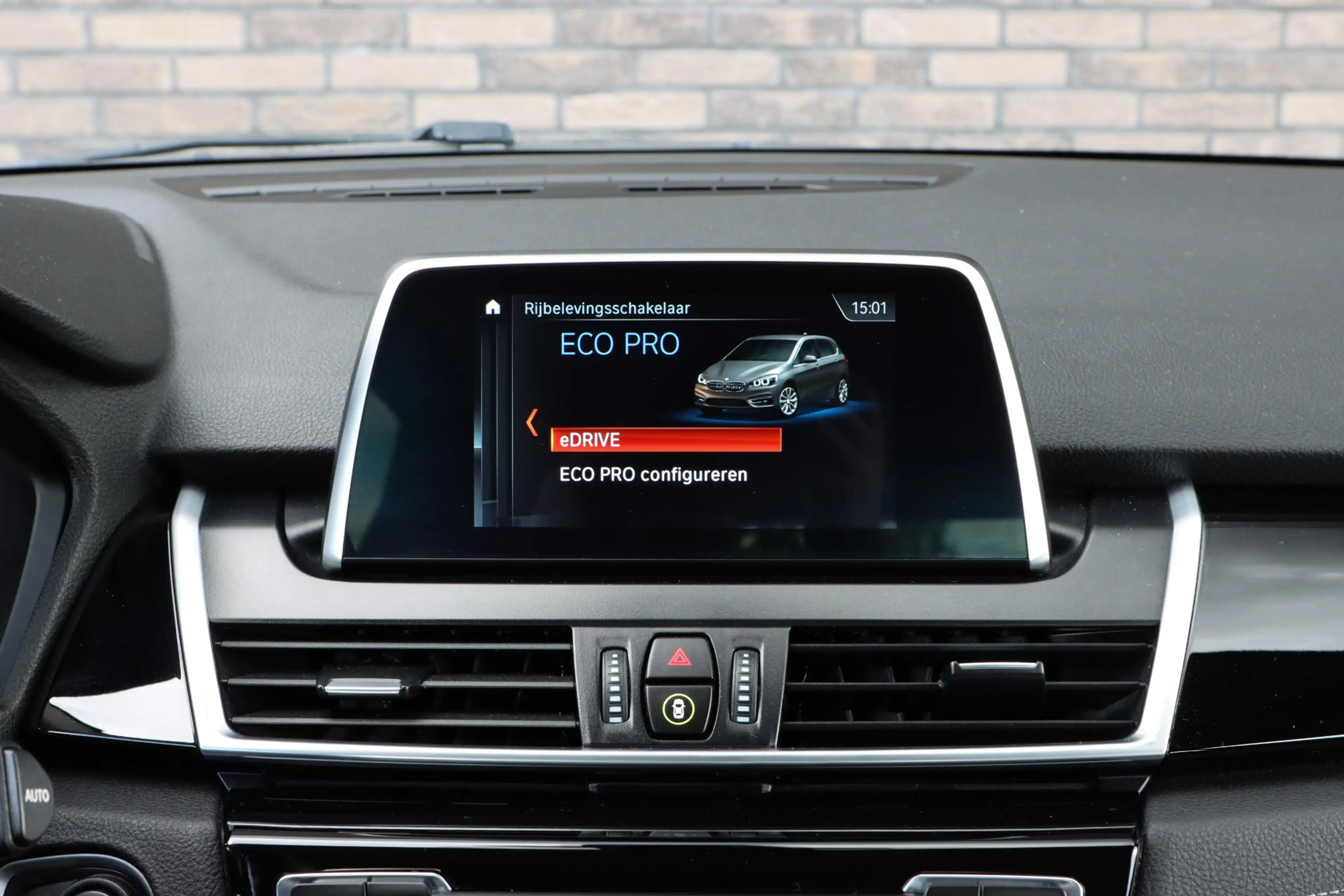 BMW 225 2-serie Active Tourer 225xe iPerformance Sportline — photo 33