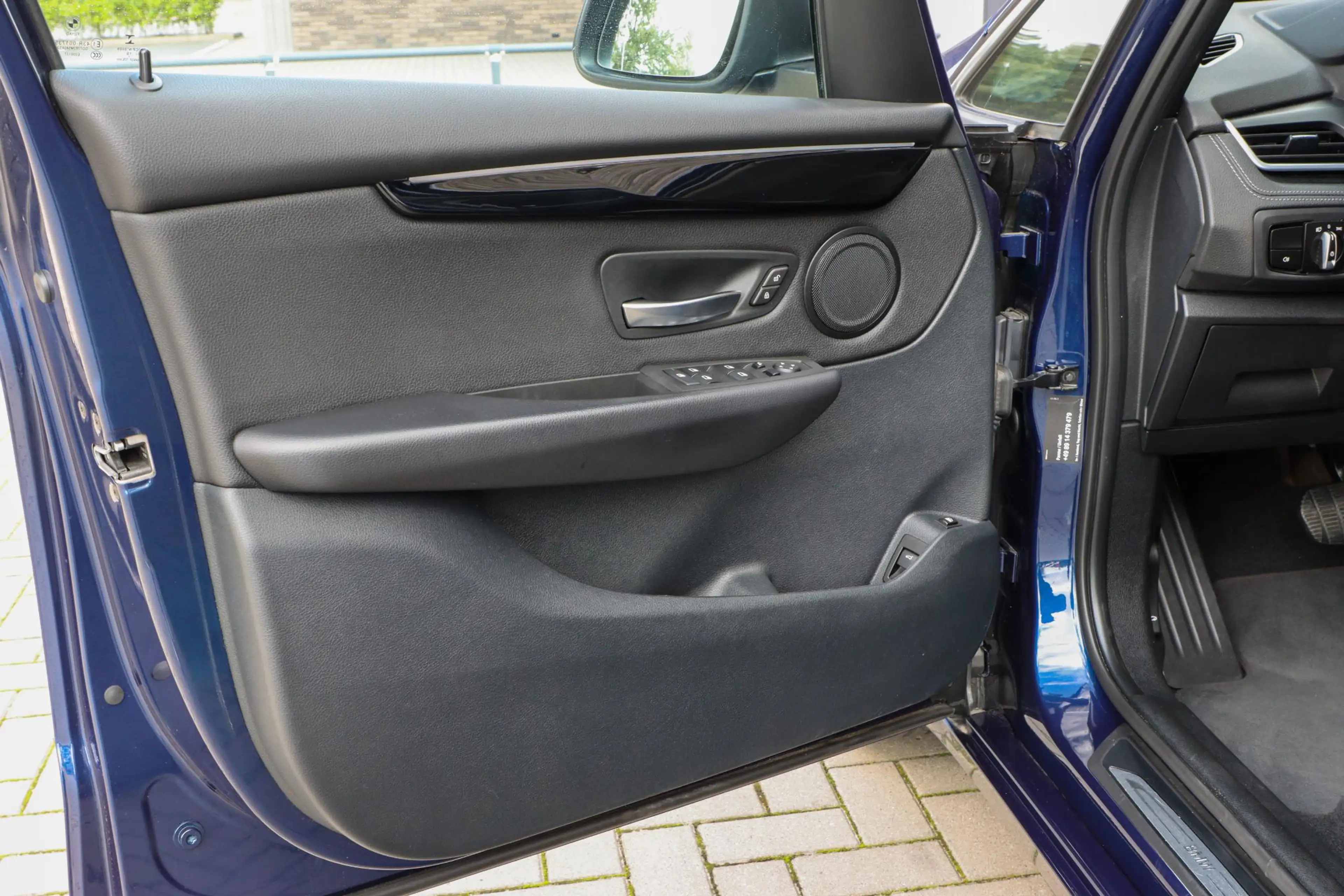 BMW 225 2-serie Active Tourer 225xe iPerformance Sportline — photo 23