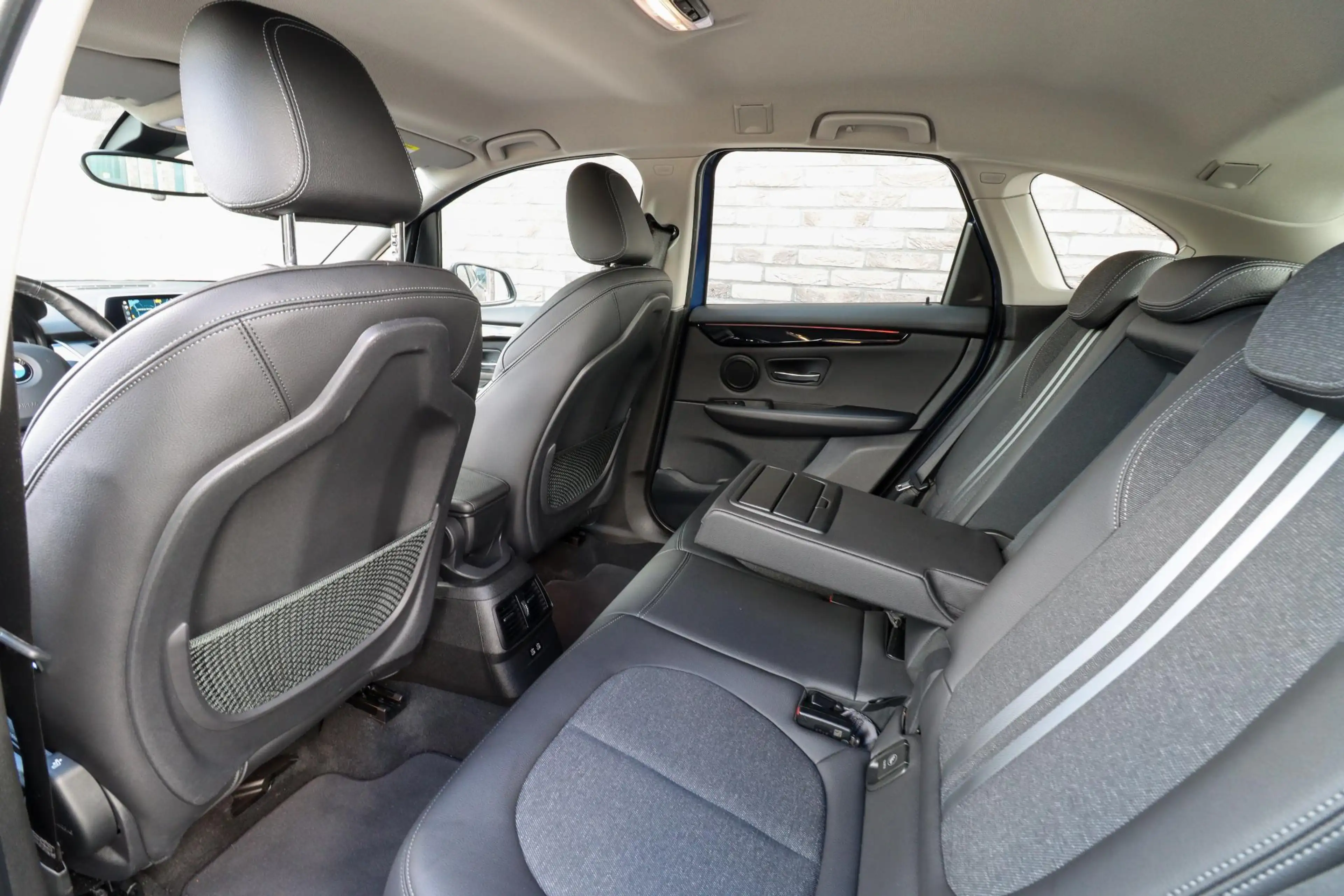 BMW 225 2-serie Active Tourer 225xe iPerformance Sportline — photo 10