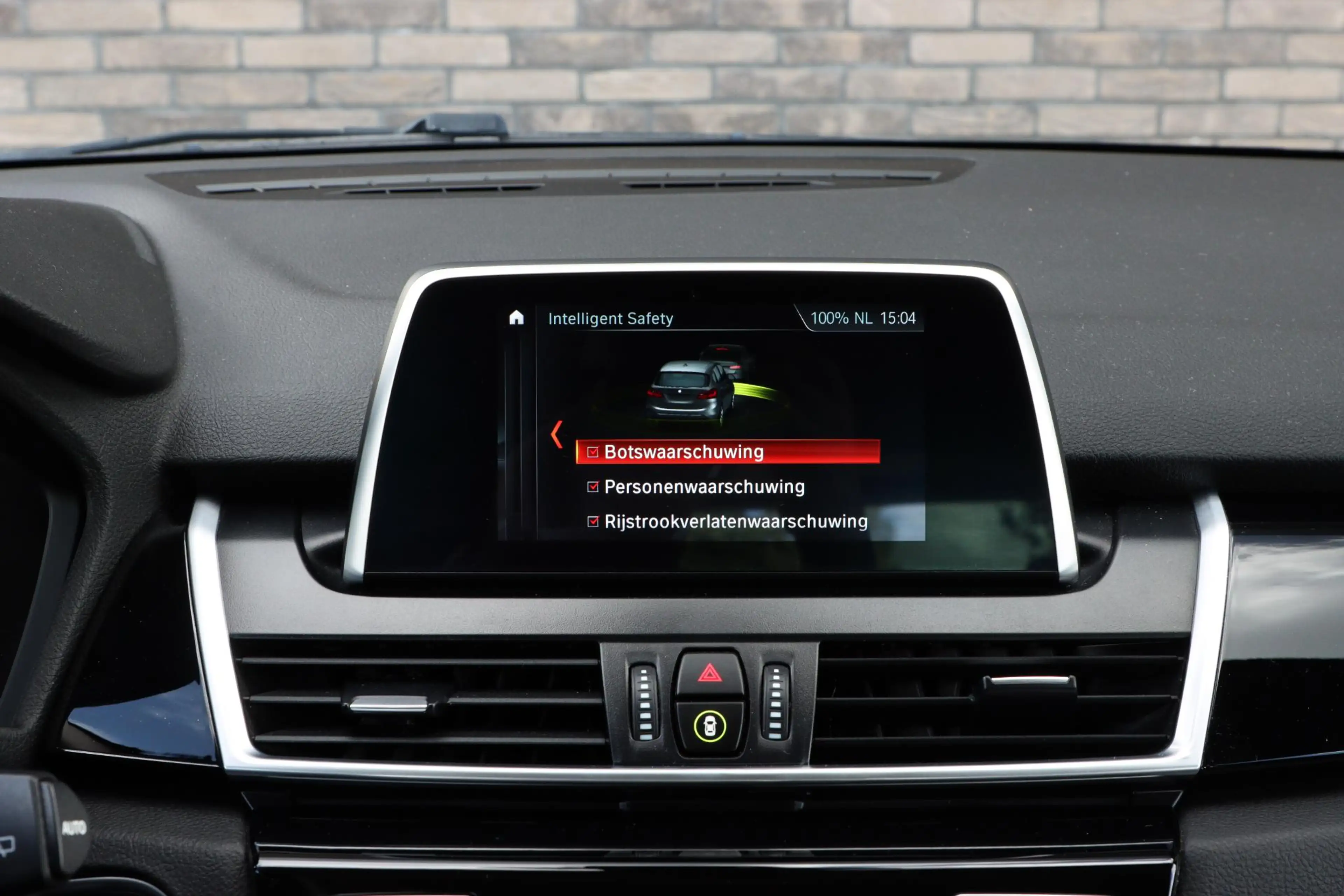 BMW 225 2-serie Active Tourer 225xe iPerformance Sportline — photo 36