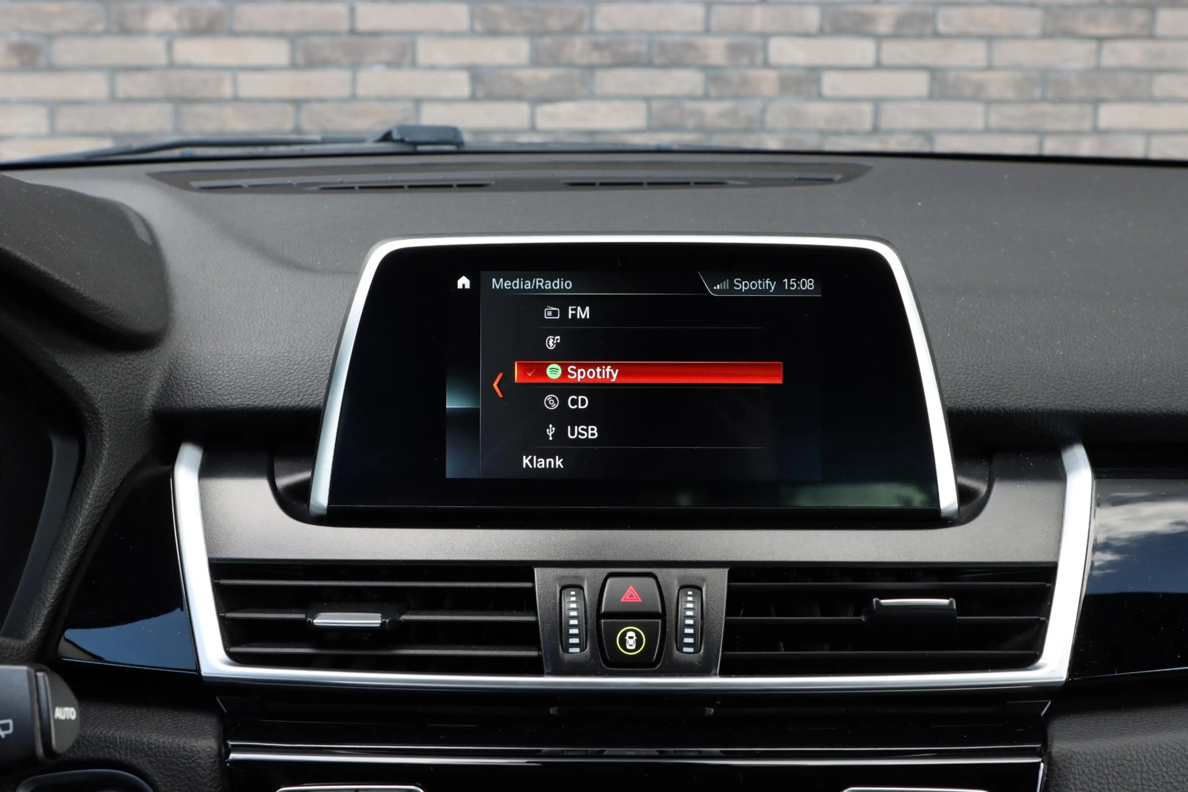 BMW 225 2-serie Active Tourer 225xe iPerformance Sportline — photo 34