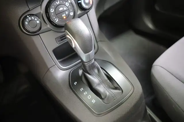 Ford Fiesta view 18