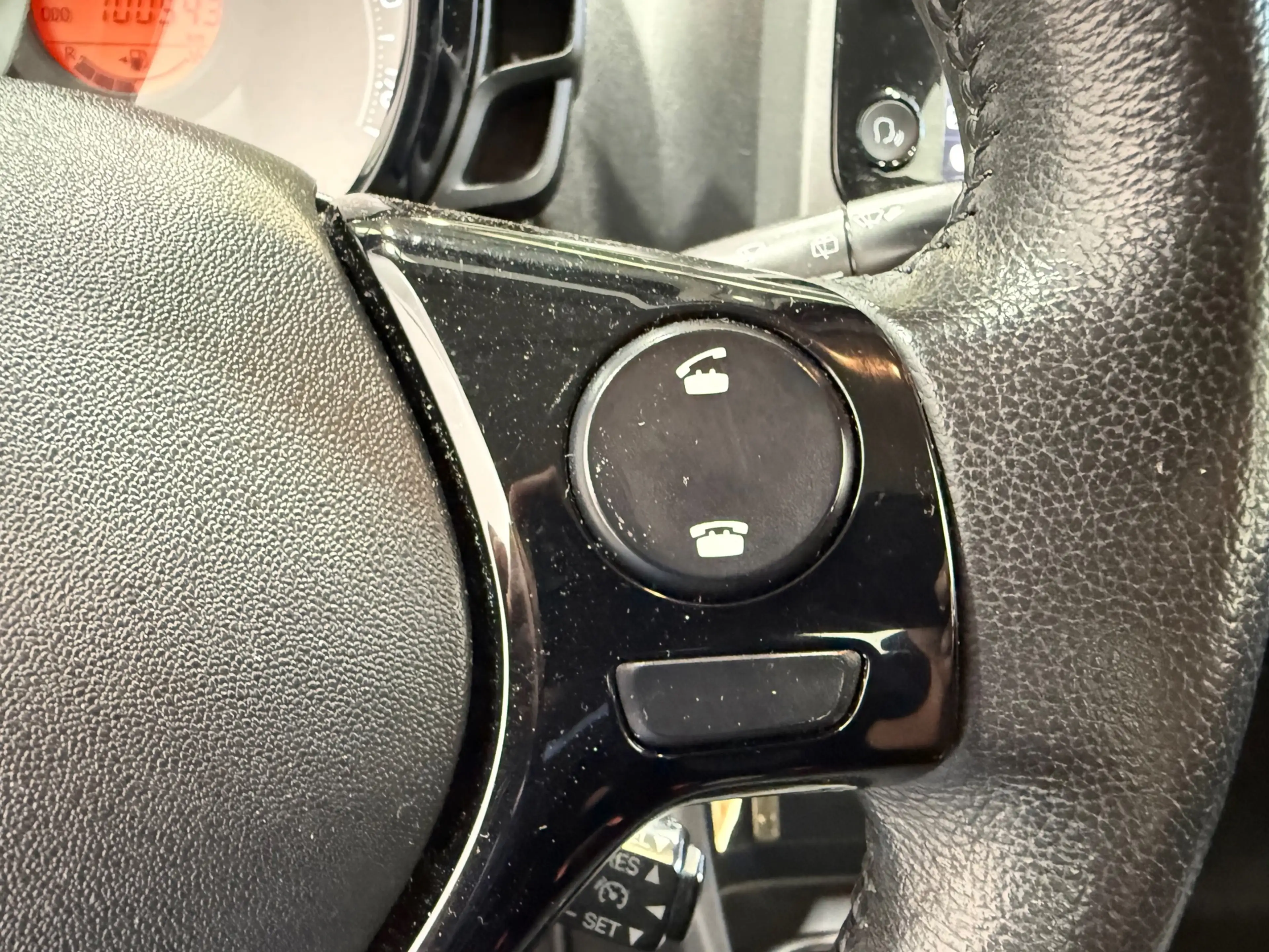 Toyota Aygo 1.0 VVT-i x-play — photo 9