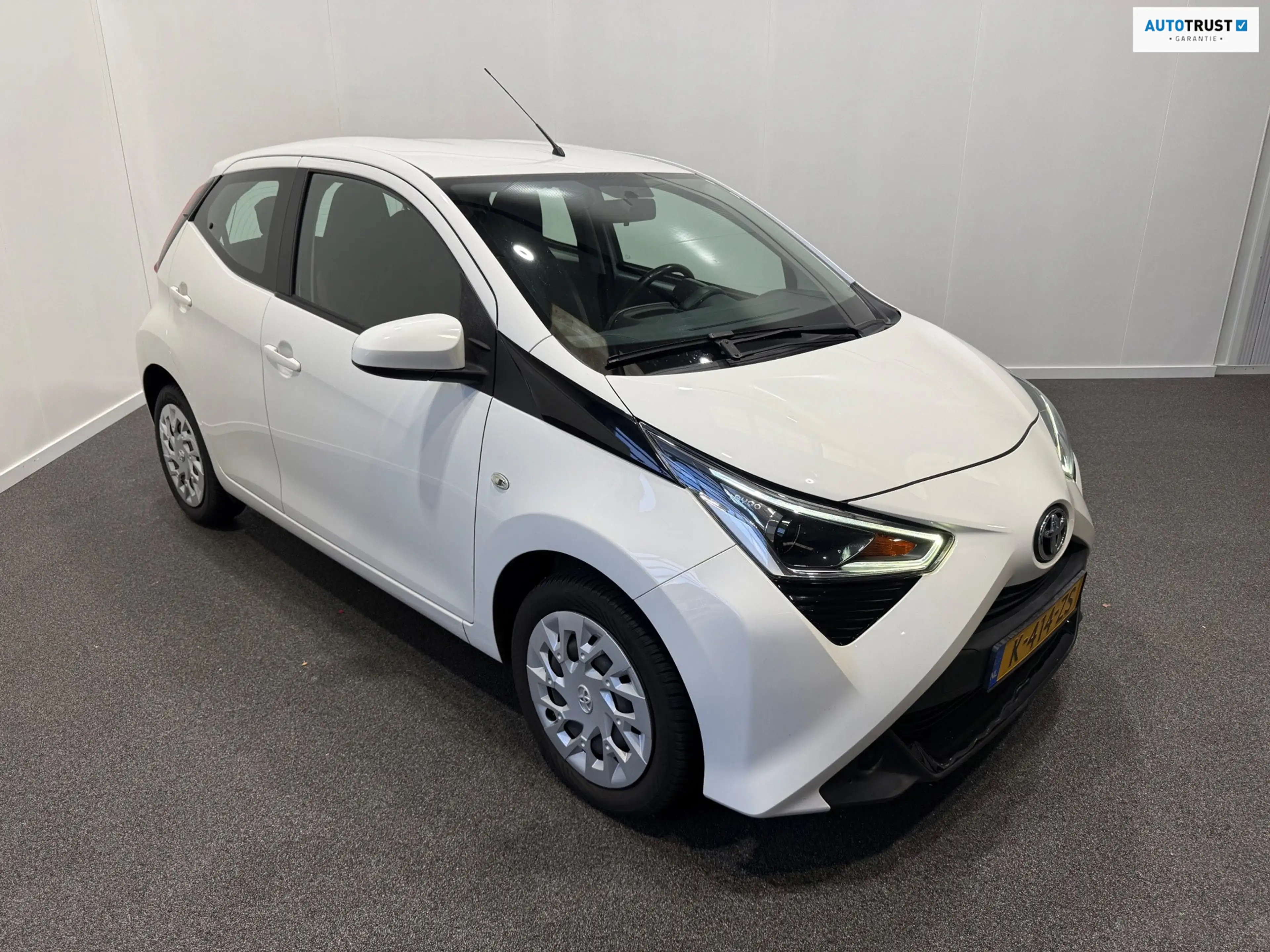 Toyota Aygo 1.0 VVT-i x-play