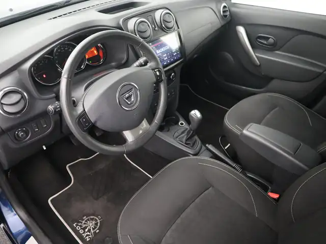 Dacia Logan view 9