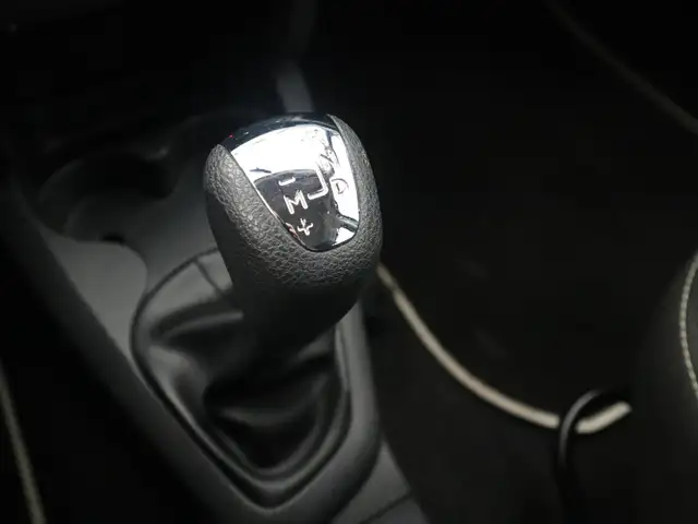 Dacia Logan view 12