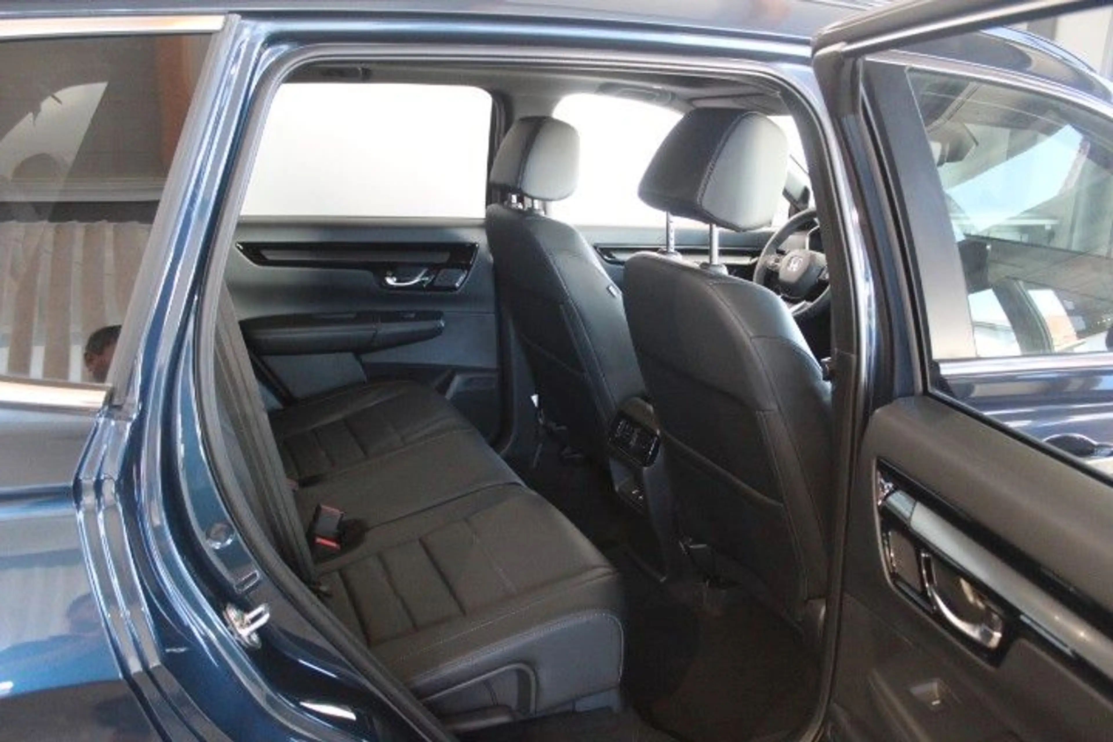 Honda CR-V e:HEV Elegance 2WD 8 Jahre Garantie — photo 4