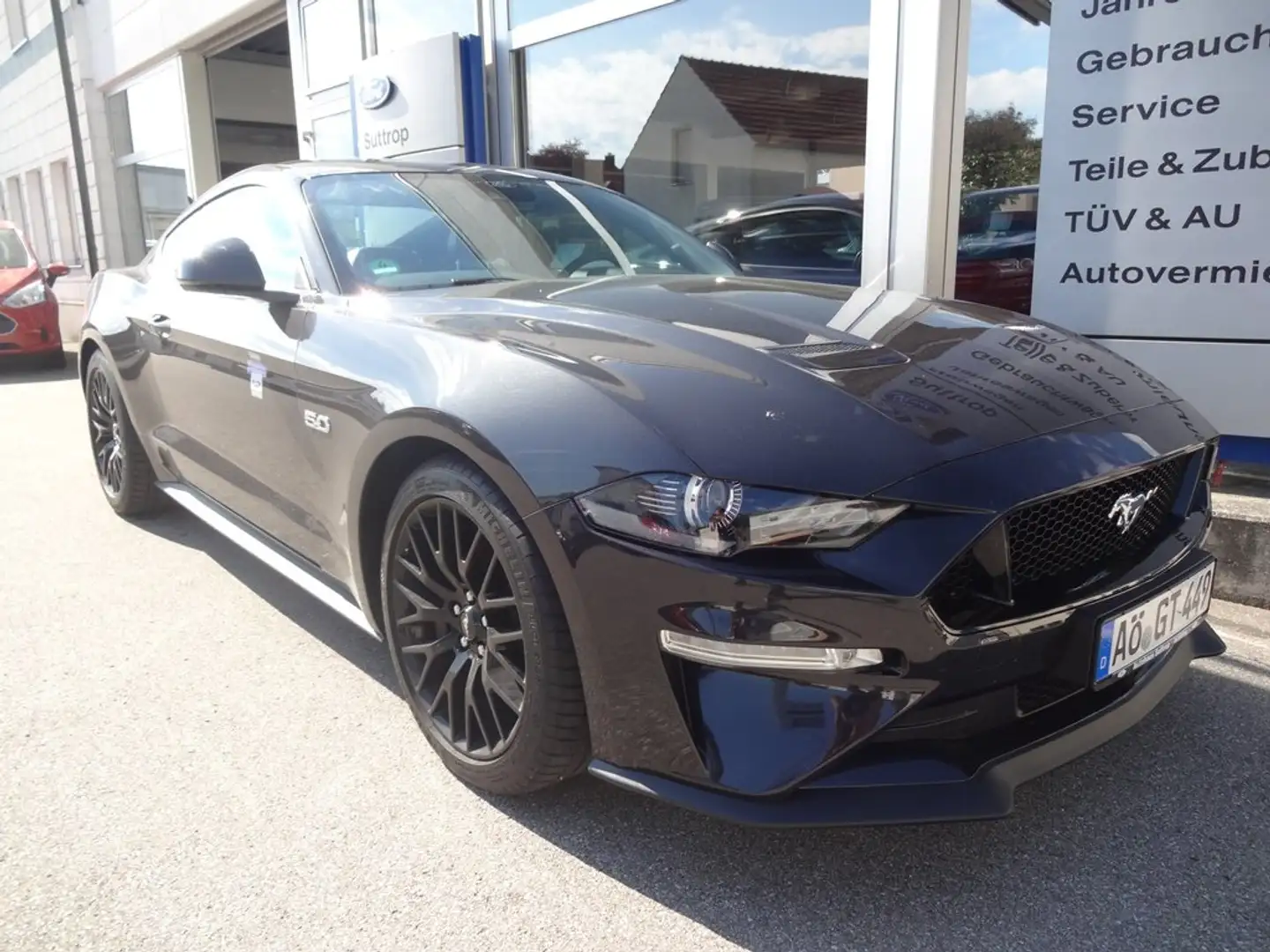 Ford Mustang GT Coupe V8 Schalter Sofort Verfügbar Šedá - 2