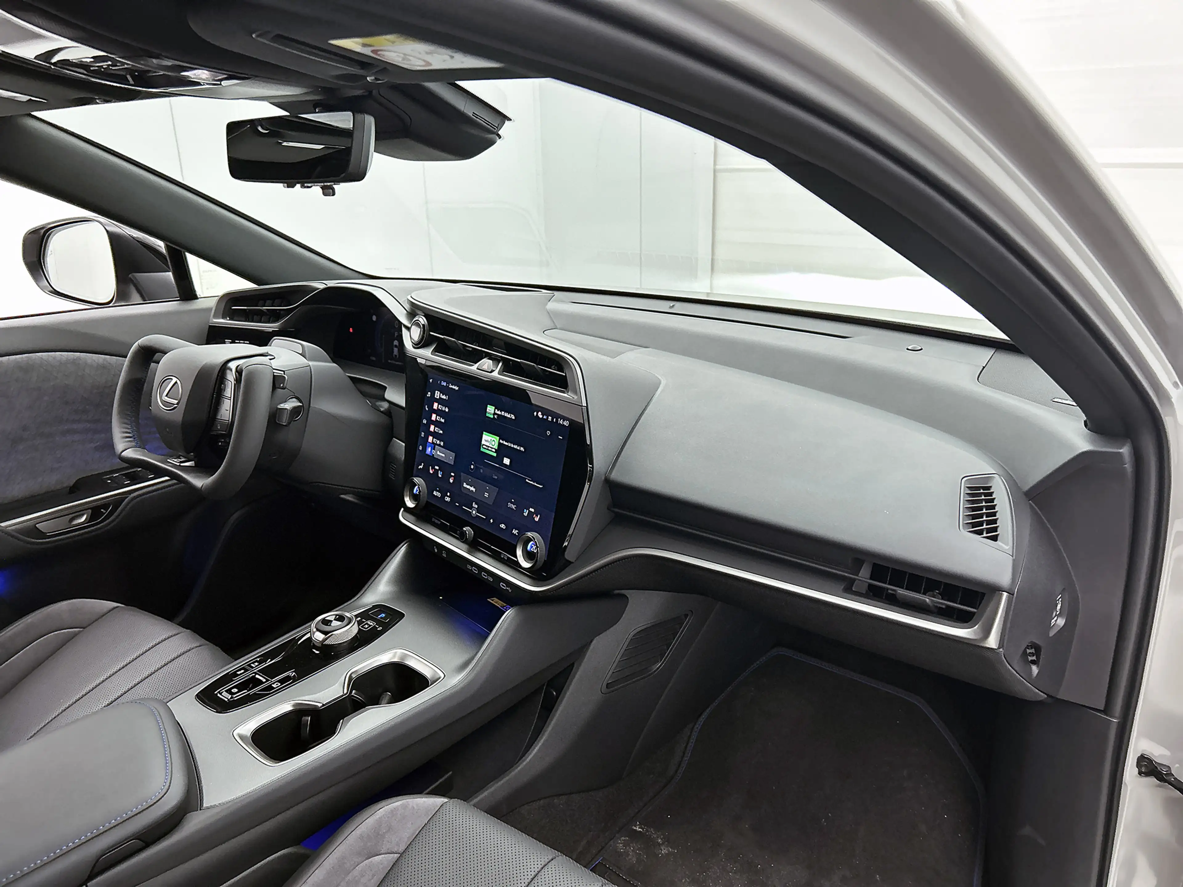 Lexus RZ 550e Direct-4 Fsport 77 kWh | Dimbaar Panoramadak — photo 7