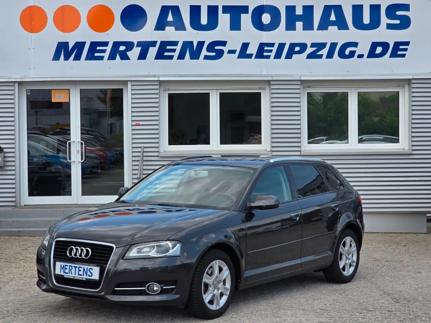 Audi A3 Attraction Sportback Xenon SHZ PDC BT TEL AHK Gris - 1