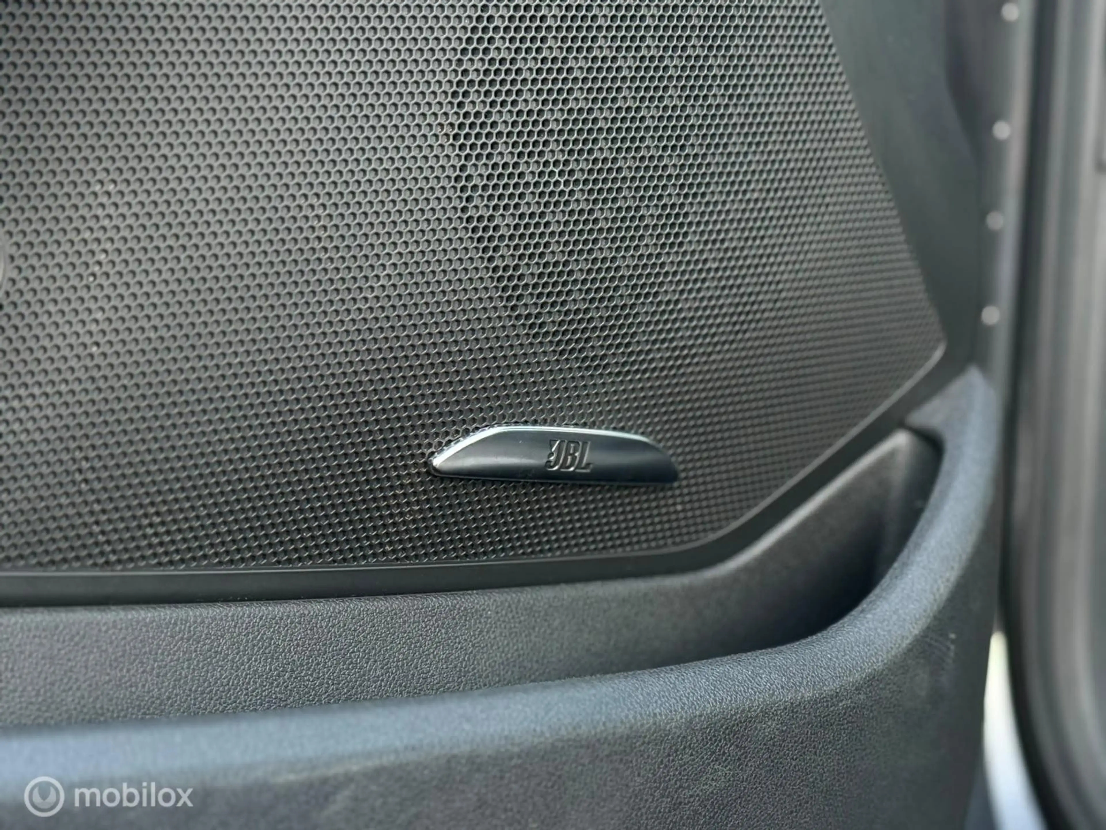 Peugeot RCZ 200 | JBL Hi-Fi | Xenon | Spoiler |Leder — photo 8