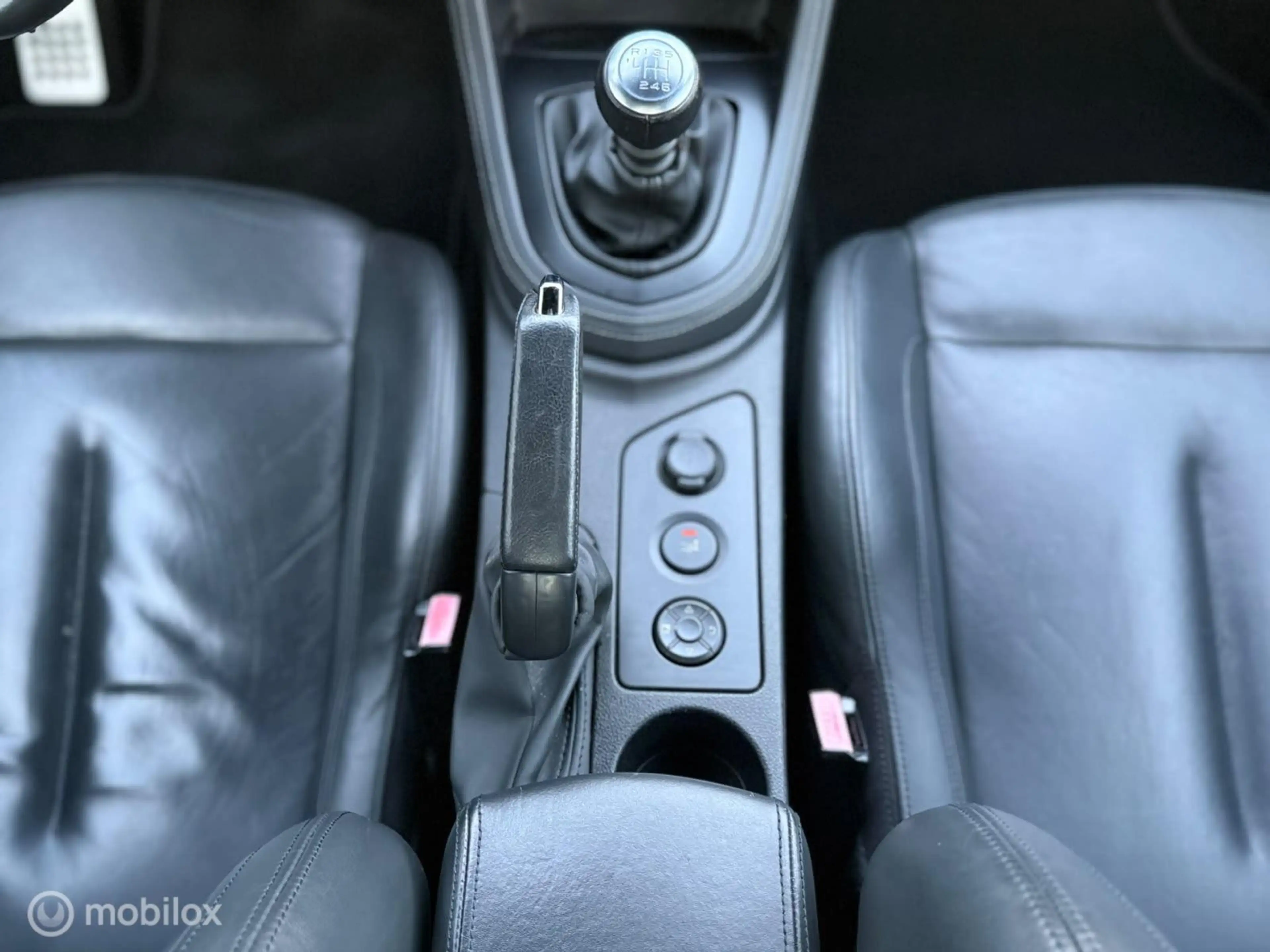 Peugeot RCZ 200 | JBL Hi-Fi | Xenon | Spoiler |Leder — photo 26