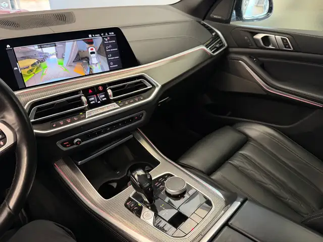 BMW X5 view 5