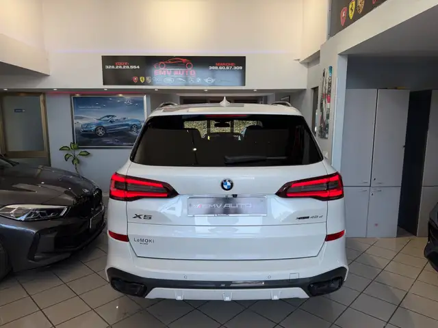 BMW X5 view 15