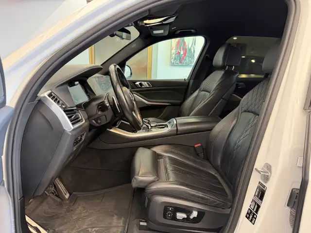 BMW X5 view 7