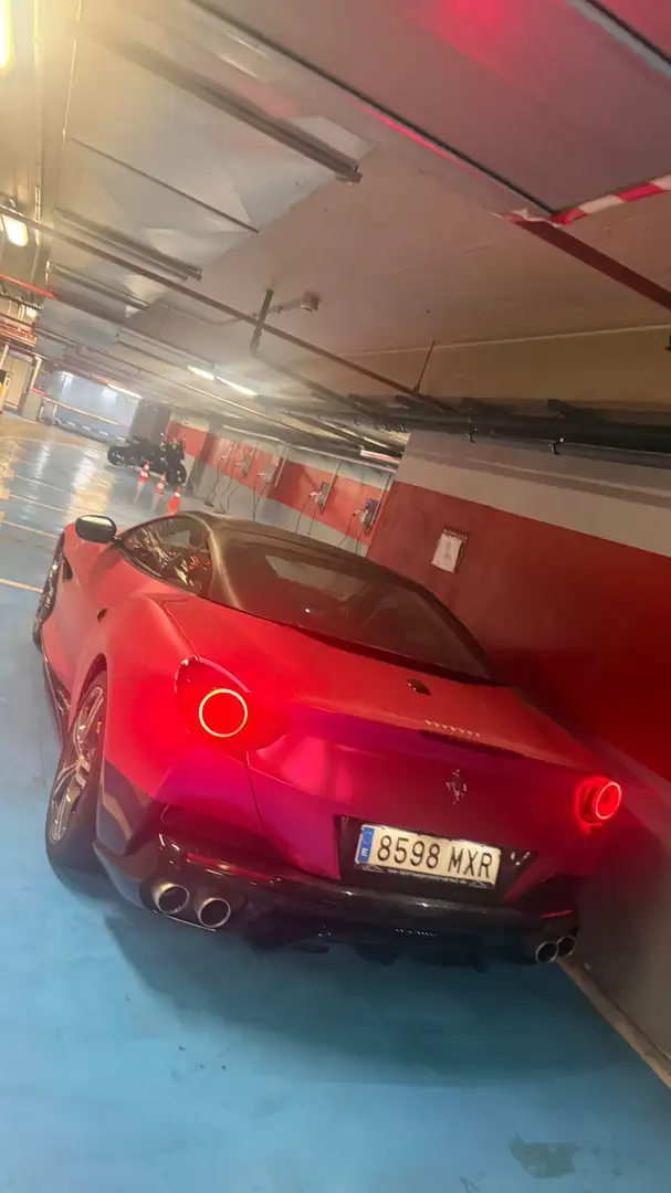 Ferrari Portofino - 2