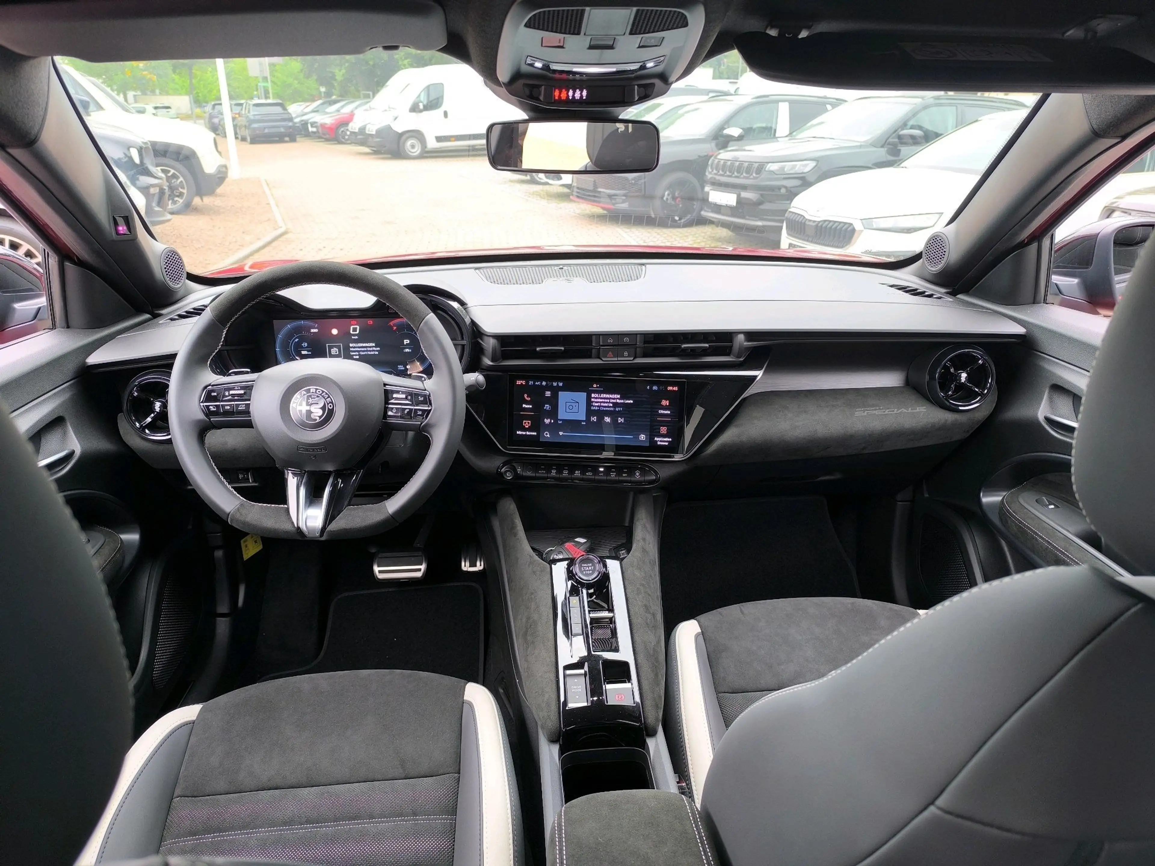 Alfa Romeo Junior Ibrida 1.2 VGT 48V-Hybrid 107 kW Sport Speciale — photo 14