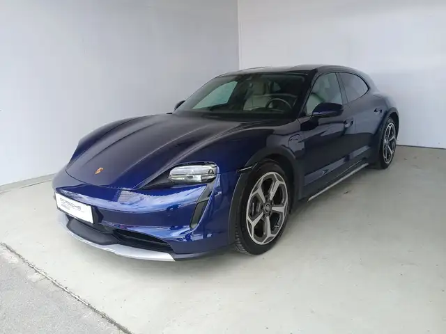 Porsche Taycan 4 Cross Turismo