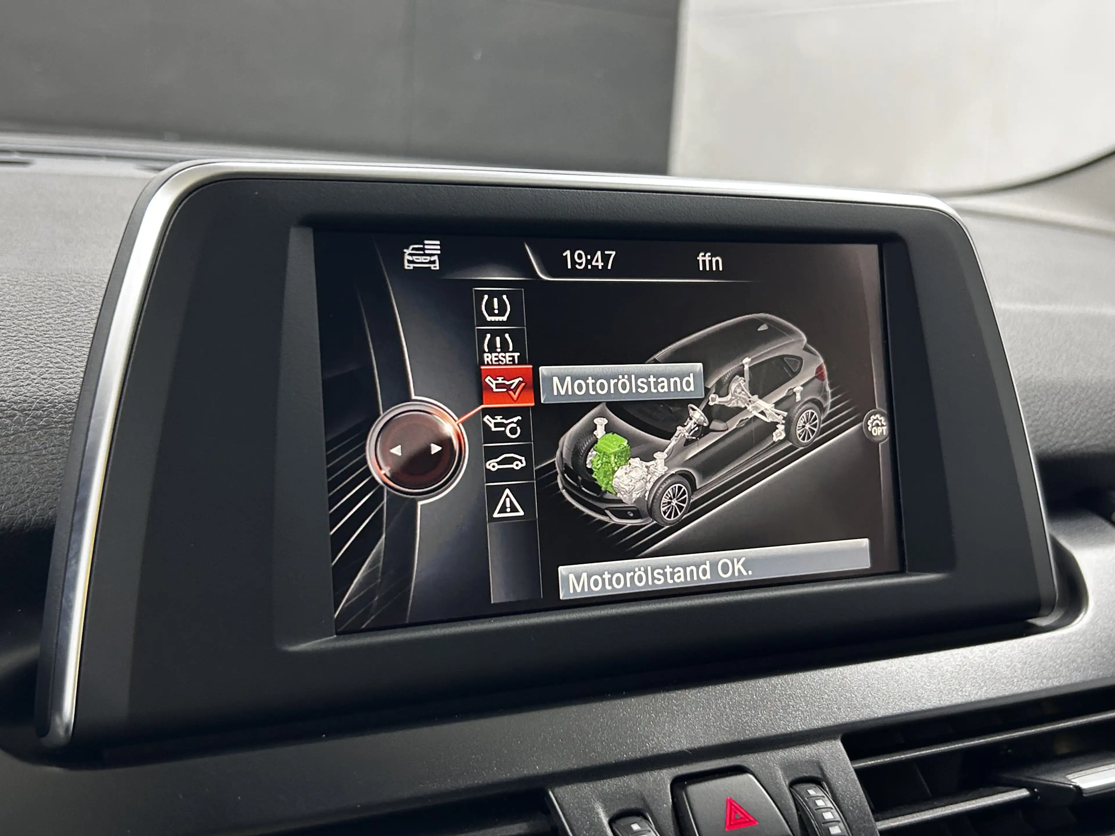 BMW 220 d+Temp+LED+PDC+BT+AHK+SHZG — photo 14