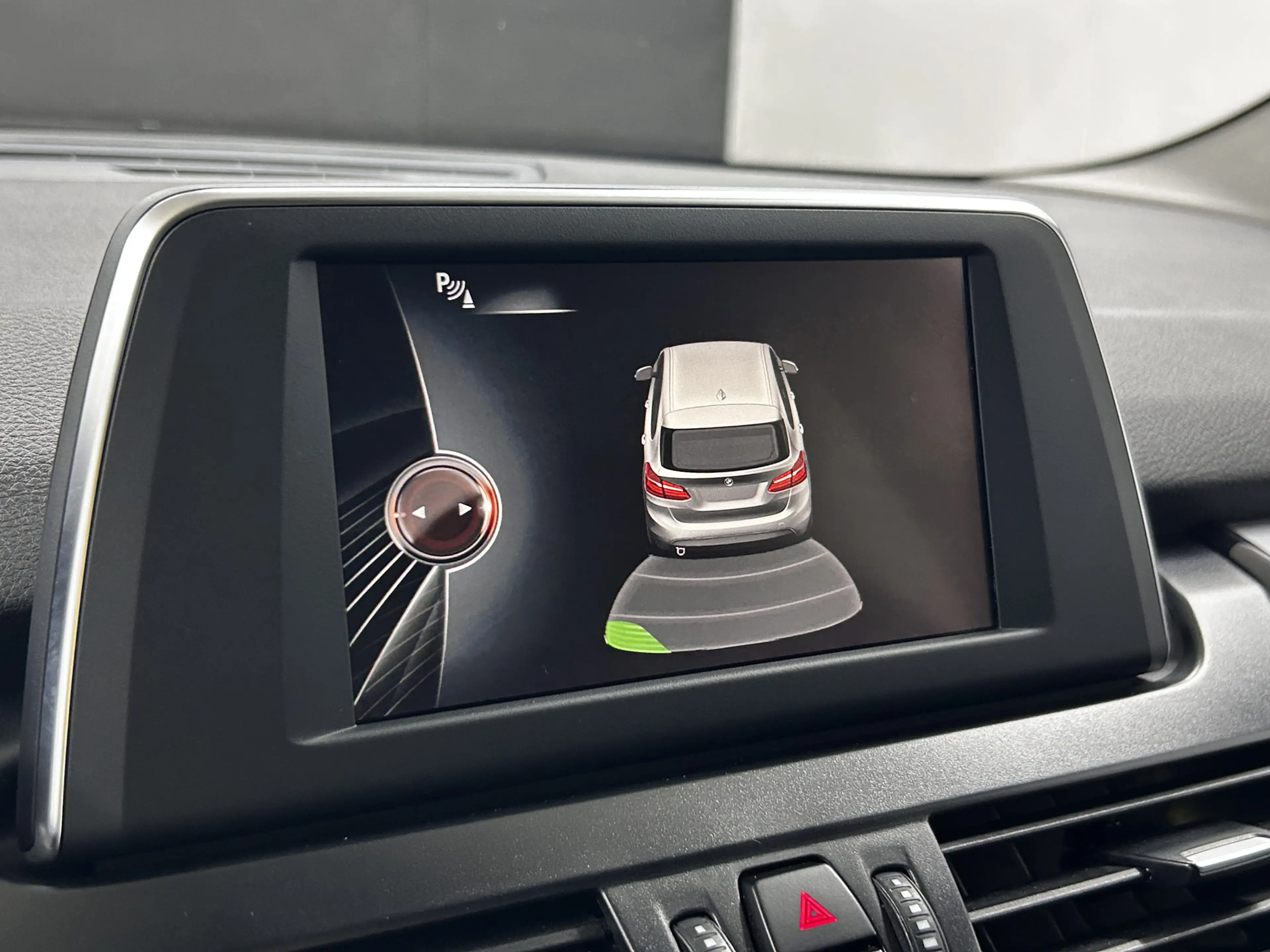 BMW 220 d+Temp+LED+PDC+BT+AHK+SHZG — photo 13