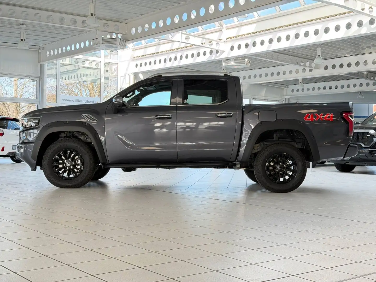 Foton 4 ULTRA Pickup 4x4 mit Vollausstattung Grau - 2