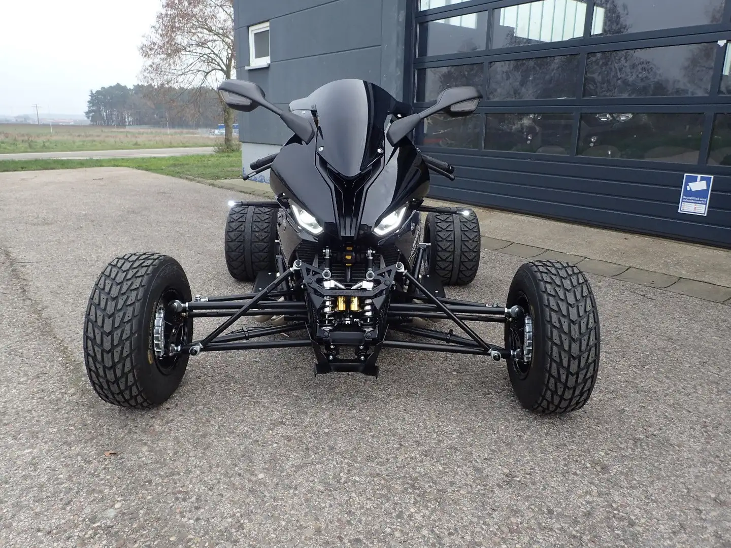 BMW Exeet S1000RR Hyperquad Schwarz - 2