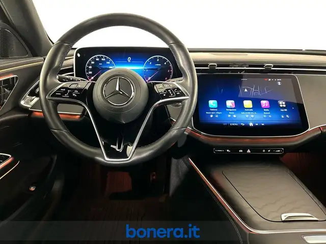 Mercedes-Benz E-Class view 12