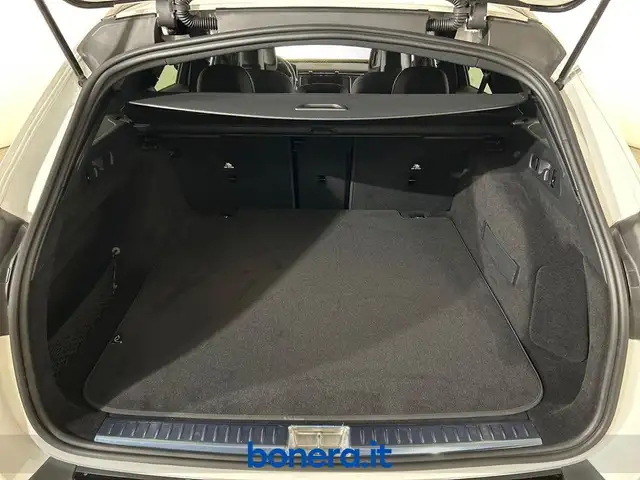 Mercedes-Benz E-Class view 9
