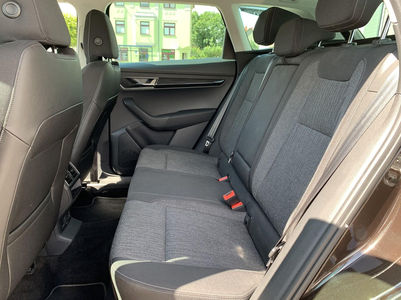 Skoda Karoq 1.5 DSG Style Standhz.+RFK.+Virtuell.+LED — photo 13