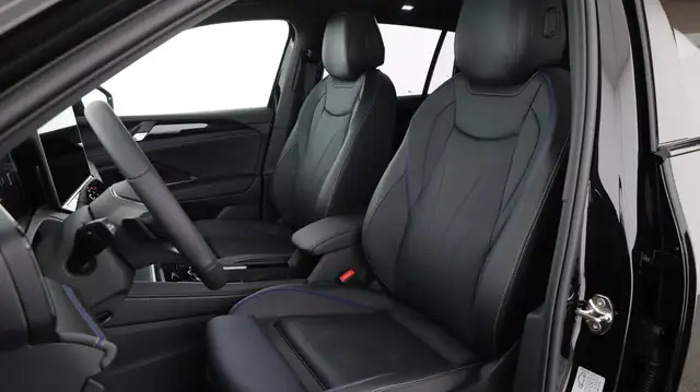 Volkswagen Tiguan R-Line TDI 4MOTION DSG Ansicht 9