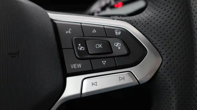 Volkswagen Tiguan R-Line TDI 4MOTION DSG Ansicht 26