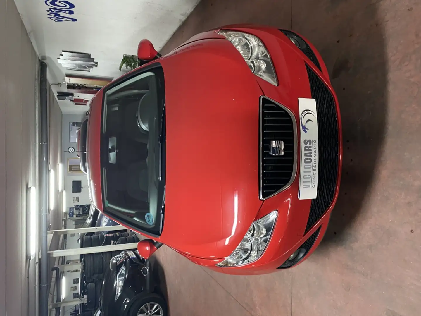 SEAT Ibiza 1.4 Junior 85 Rojo - 2