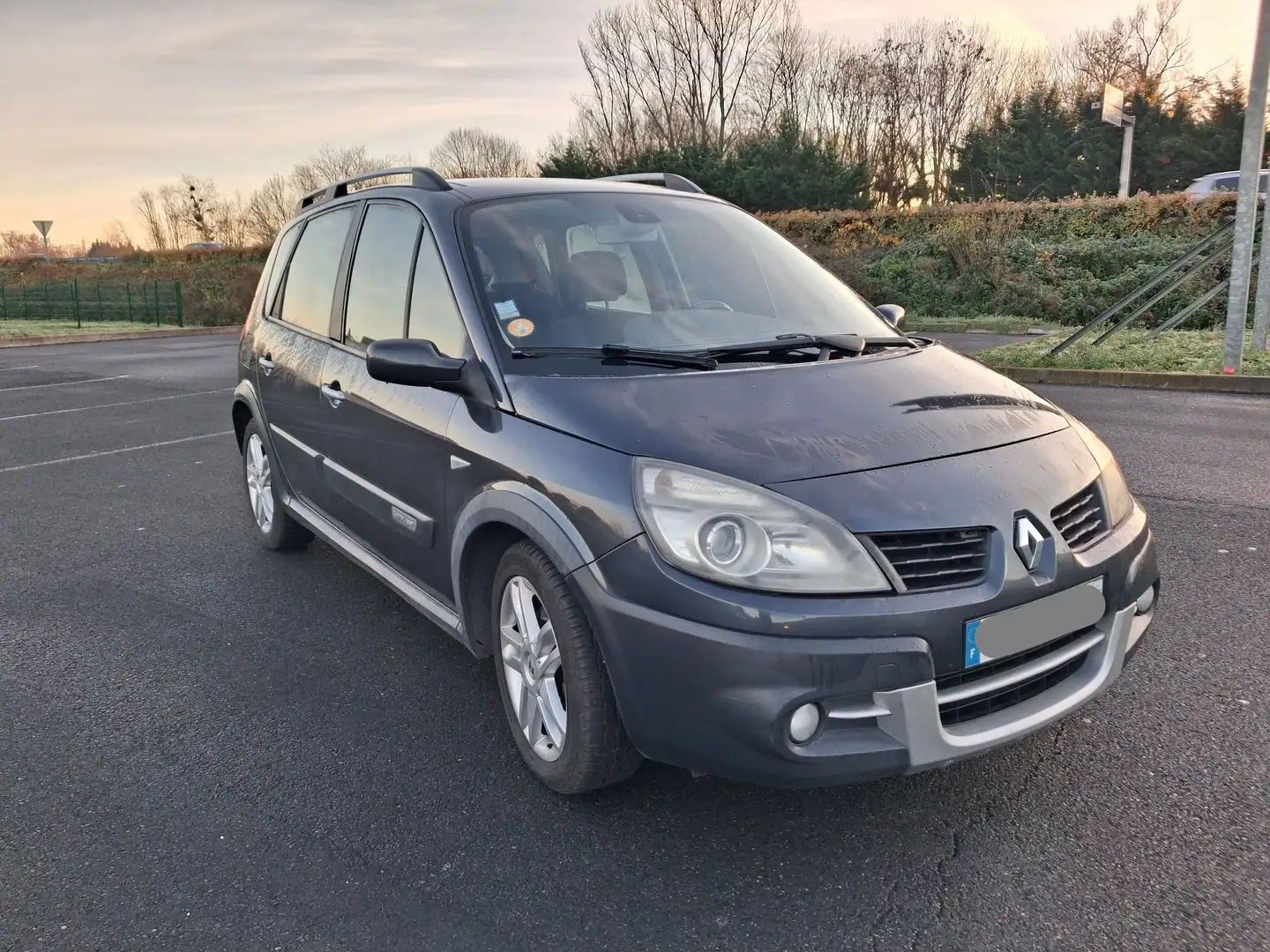 Renault Scenic Scenic 1.9 dCi 130 Conquest - 2