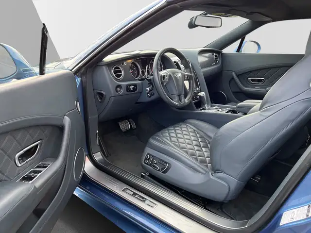 Bentley Continental GT view 10