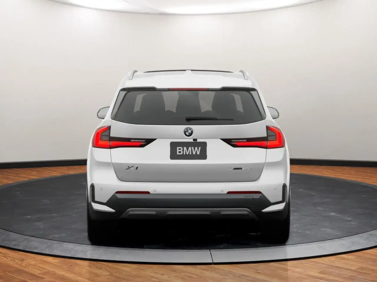 BMW X1 снимка BMW X1