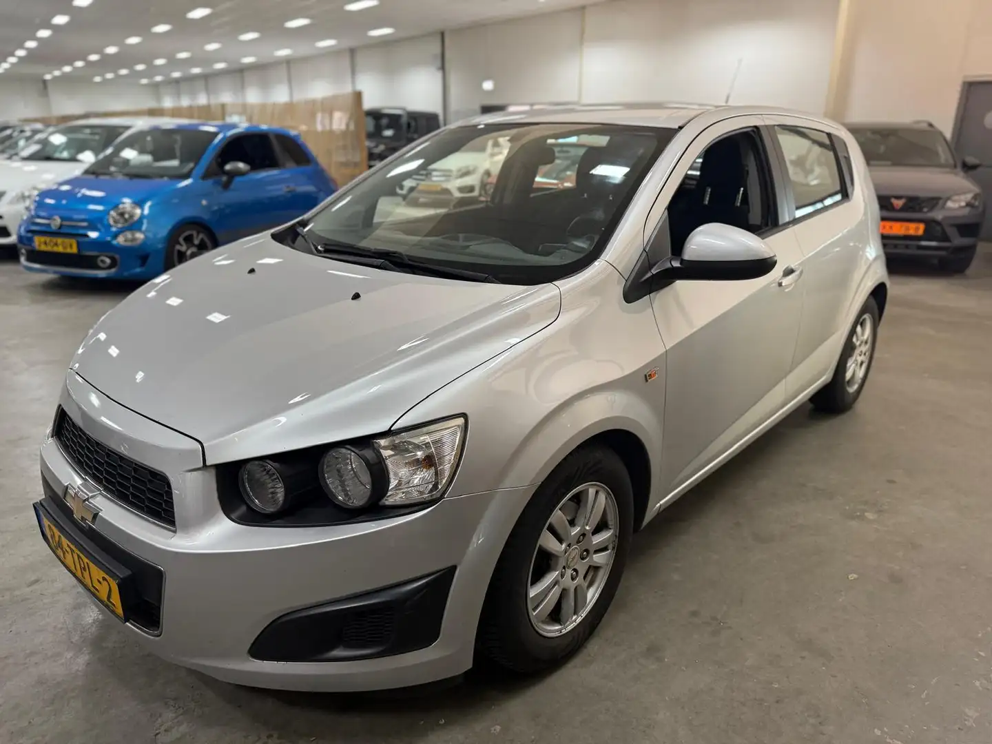 Chevrolet Aveo 1.3D LT / NIEUWE APK / NETTE AUTO / NAP Grijs - 2