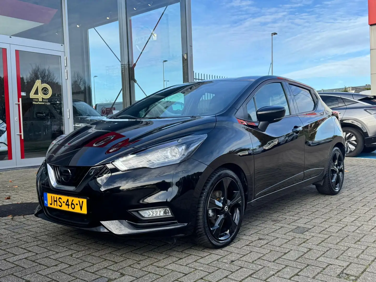 Nissan Micra 1.0 IG-T N-Sport | NAVIGATIE | BOSE | LEDER/ALCANT Zwart - 2