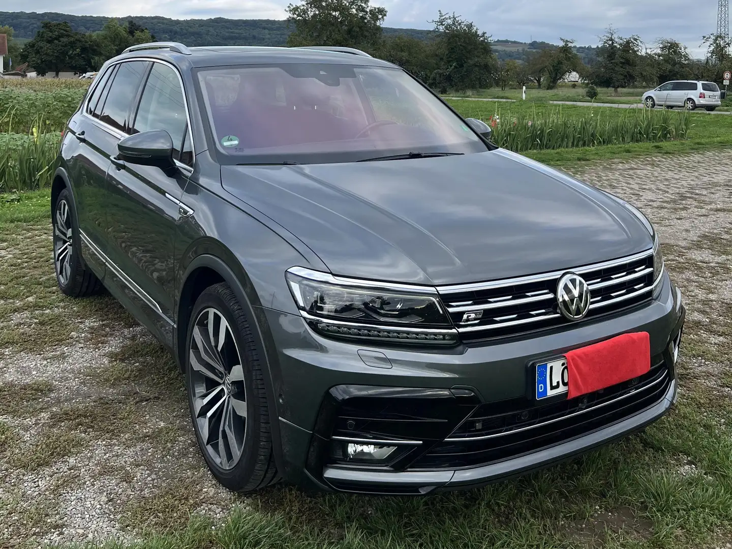 Volkswagen Tiguan Tiguan 2.0 TDI 4Motion (Blue Motion) DSG Highline Grau - 1