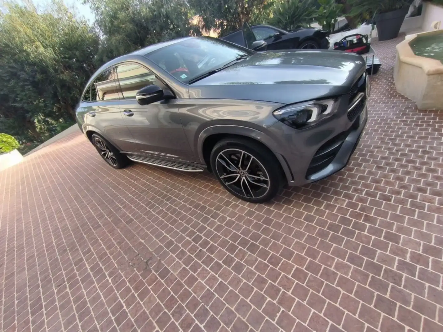 Mercedes-Benz GLE 350 Coupé 350 De 2.0 D 16V 320 EQ Power 4MATIC 9G-TRON Grau - 2