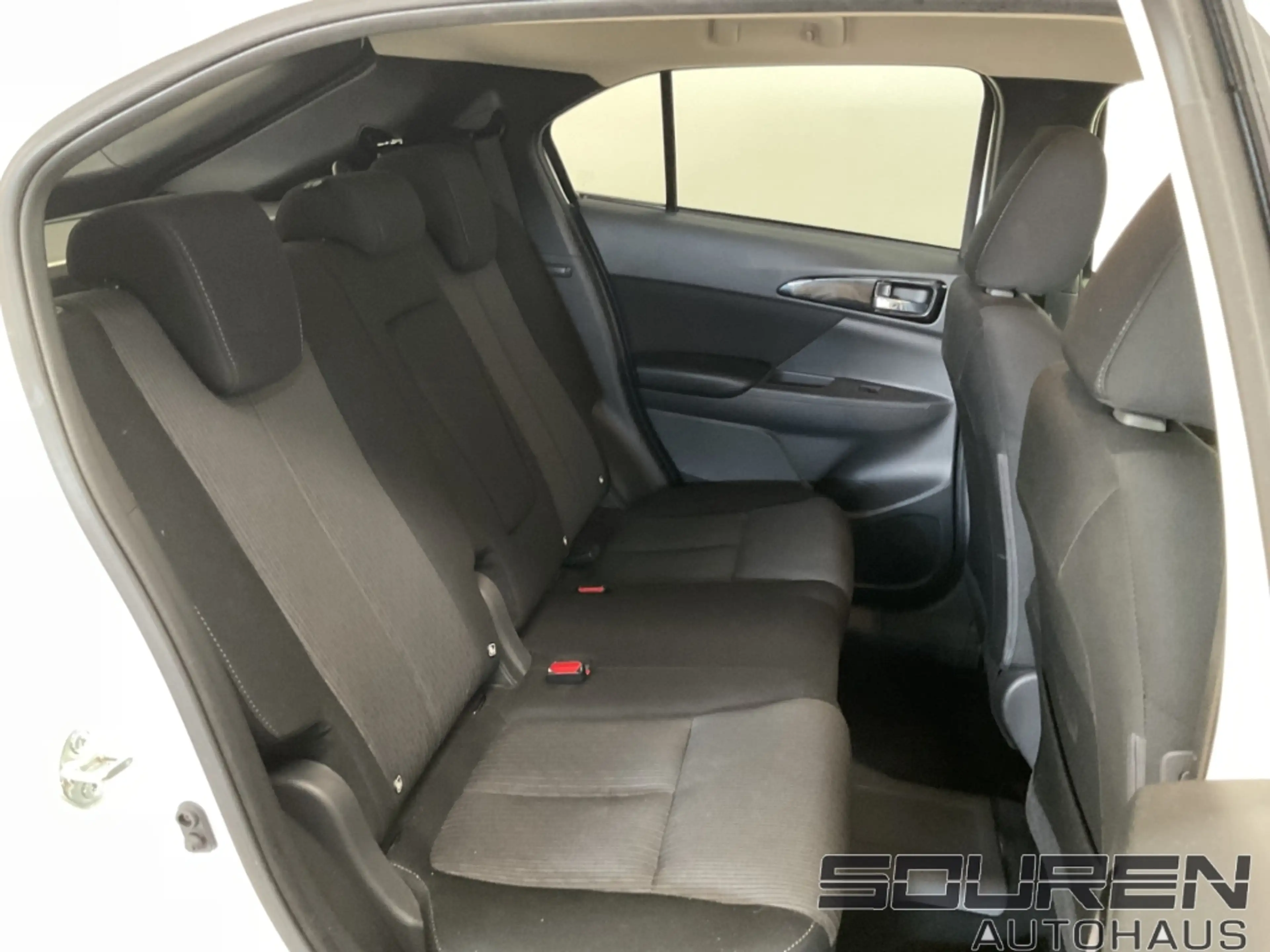 Mitsubishi Eclipse Cross 2.4 Plug-In Hybrid AWD aus 1.Hand — photo 10
