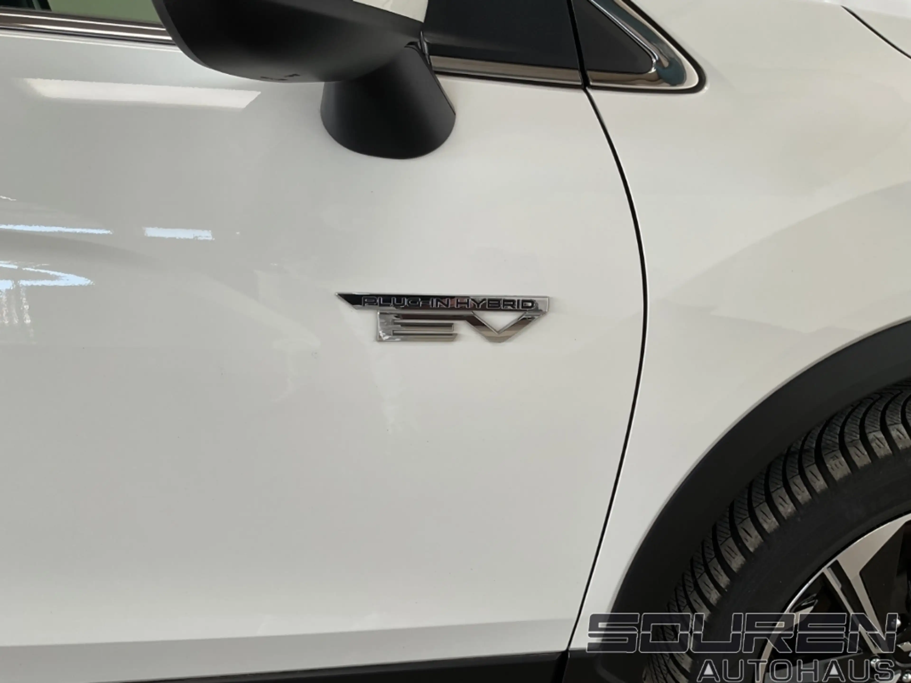 Mitsubishi Eclipse Cross 2.4 Plug-In Hybrid AWD aus 1.Hand — photo 12