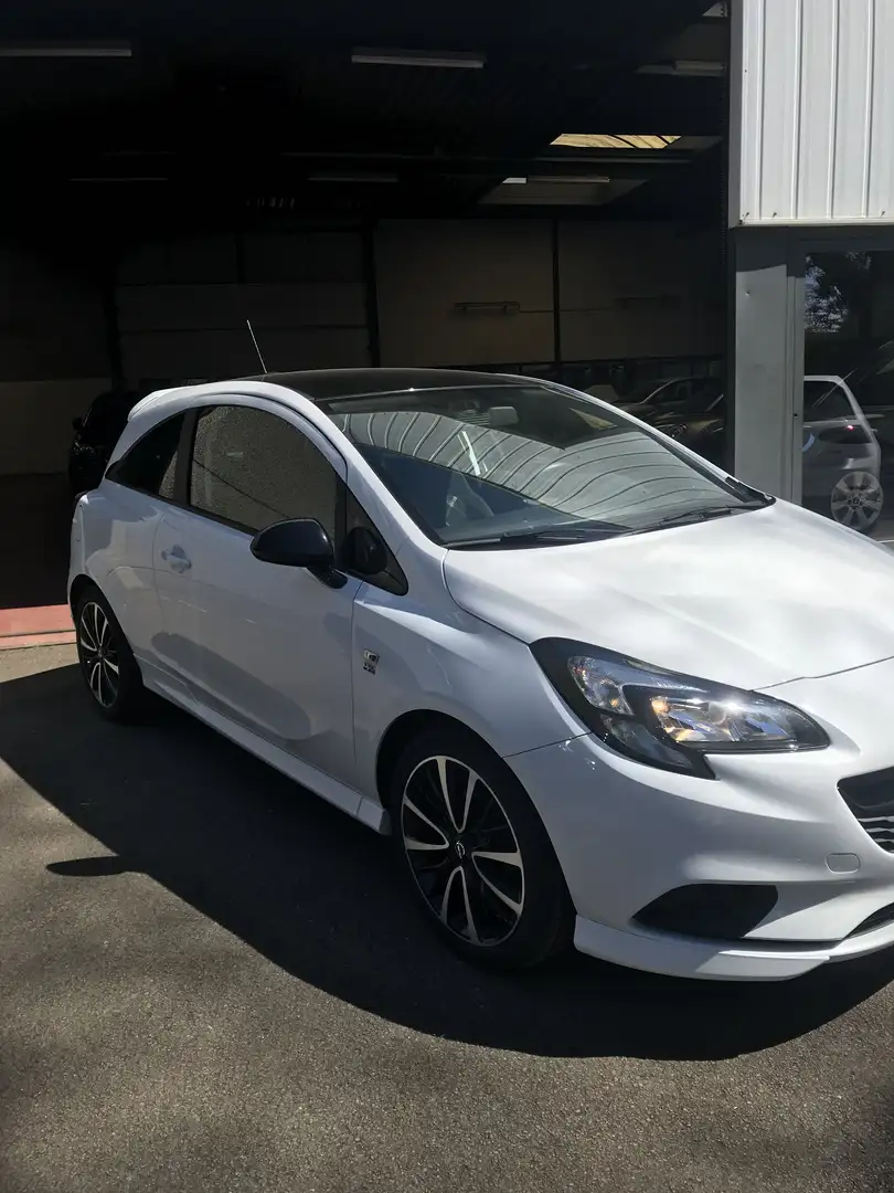 Opel Corsa 1.4 Edition Wit - 1