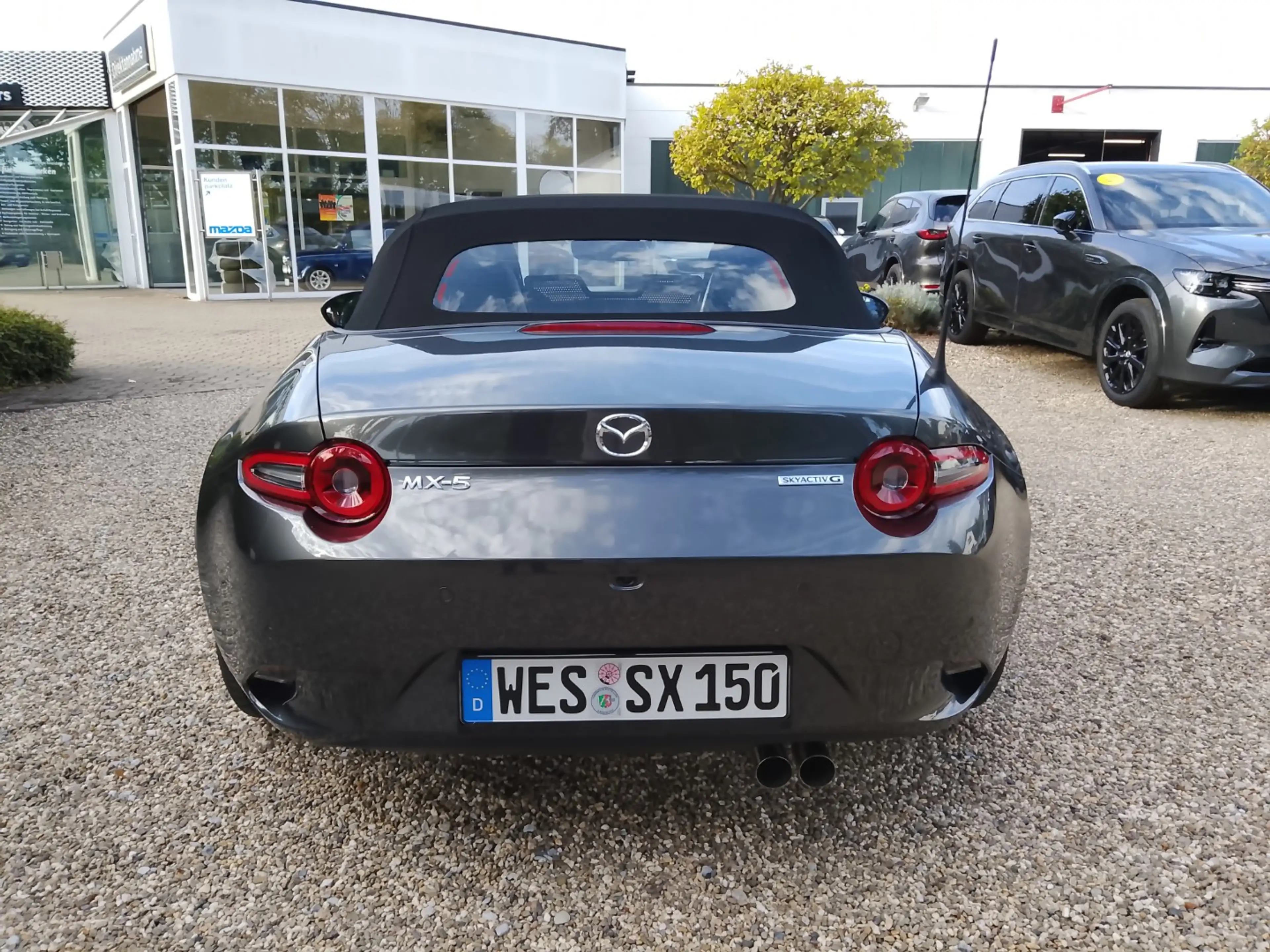 Mazda MX-5 EXCLUSIVE+BOSE+CARPLAY+MATRIX+KAMERA+DAB!! — photo 3