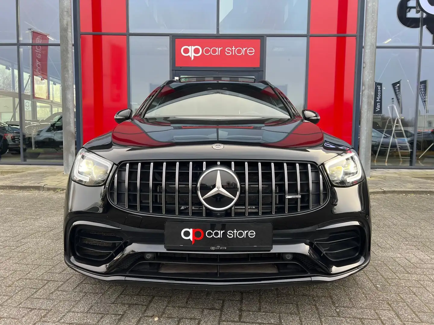 Mercedes-Benz GLC 63 AMG 4MATIC+ Premium Plus+ Full Spec Чорний - 2