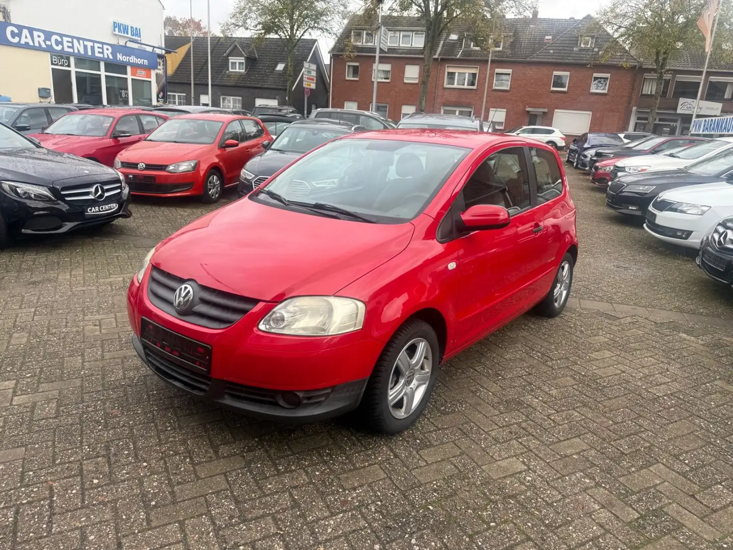 Volkswagen Fox Refresh*ALUFELGEN*KLIMA*03/2026TÜV*** Rouge - 1