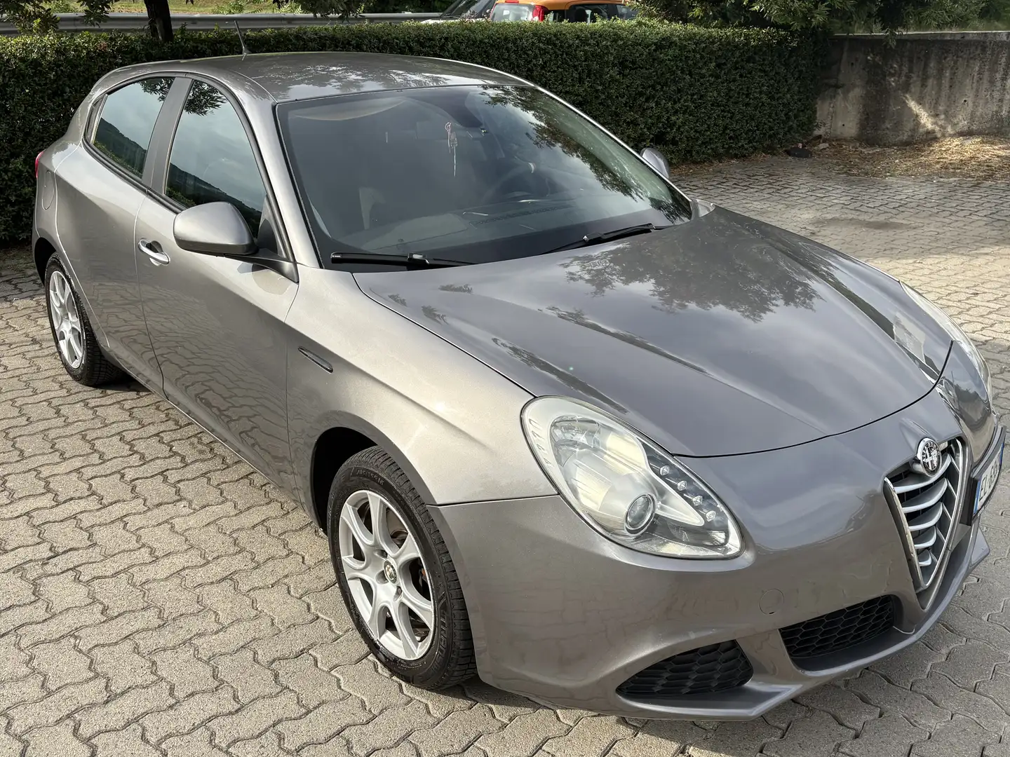 Alfa Romeo Giulietta Giulietta 2.0 jtdm(2) Progression CL 170cv Grigio - 2