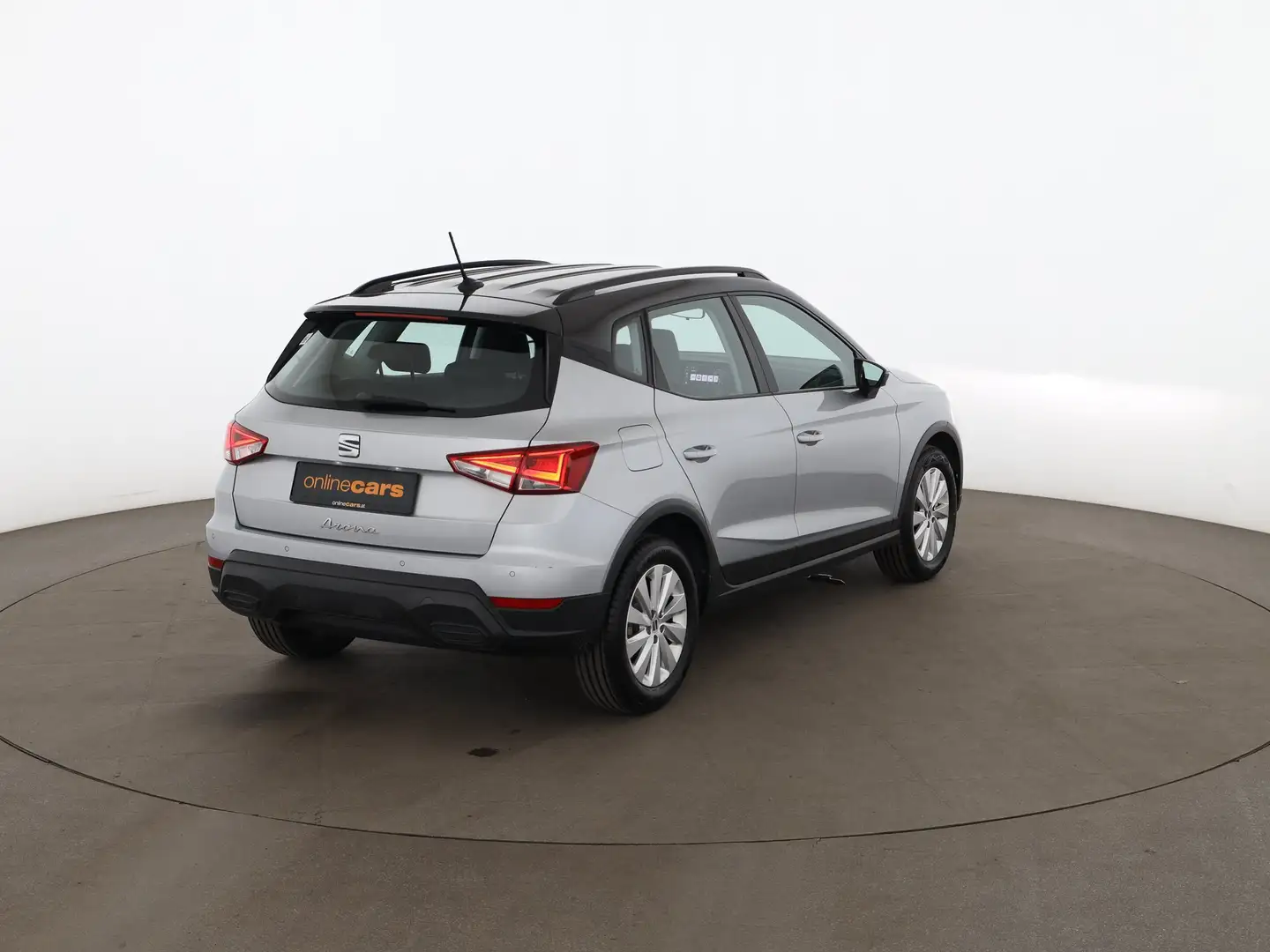 SEAT Arona 1.0 TSI Style LED ASSIST TEMPOMAT KLIMA PDC Silber - 2