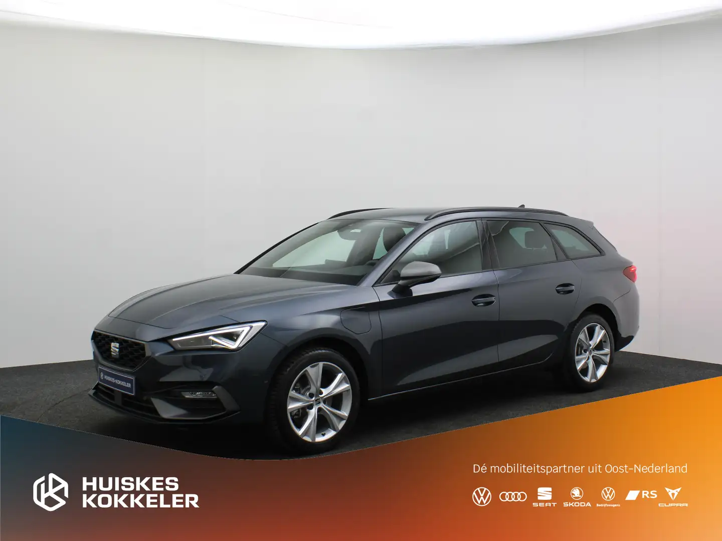 SEAT Leon Sportstourer 1.5 TSI eHybrid 204pk FR Business - e Blauw - 1