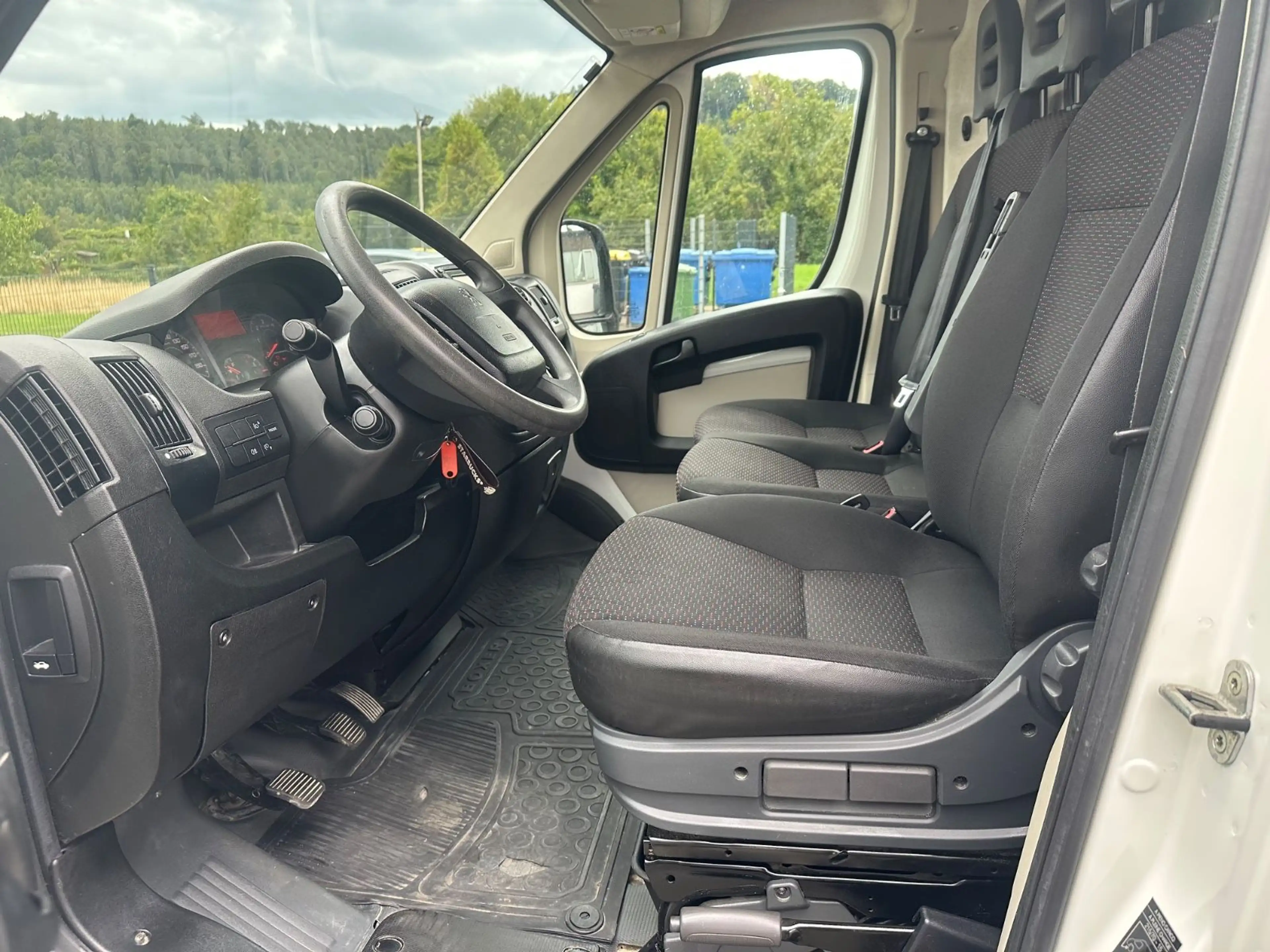 Peugeot Boxer Kasten 333 L1H1 Pro BlueHDi 130 — photo 11