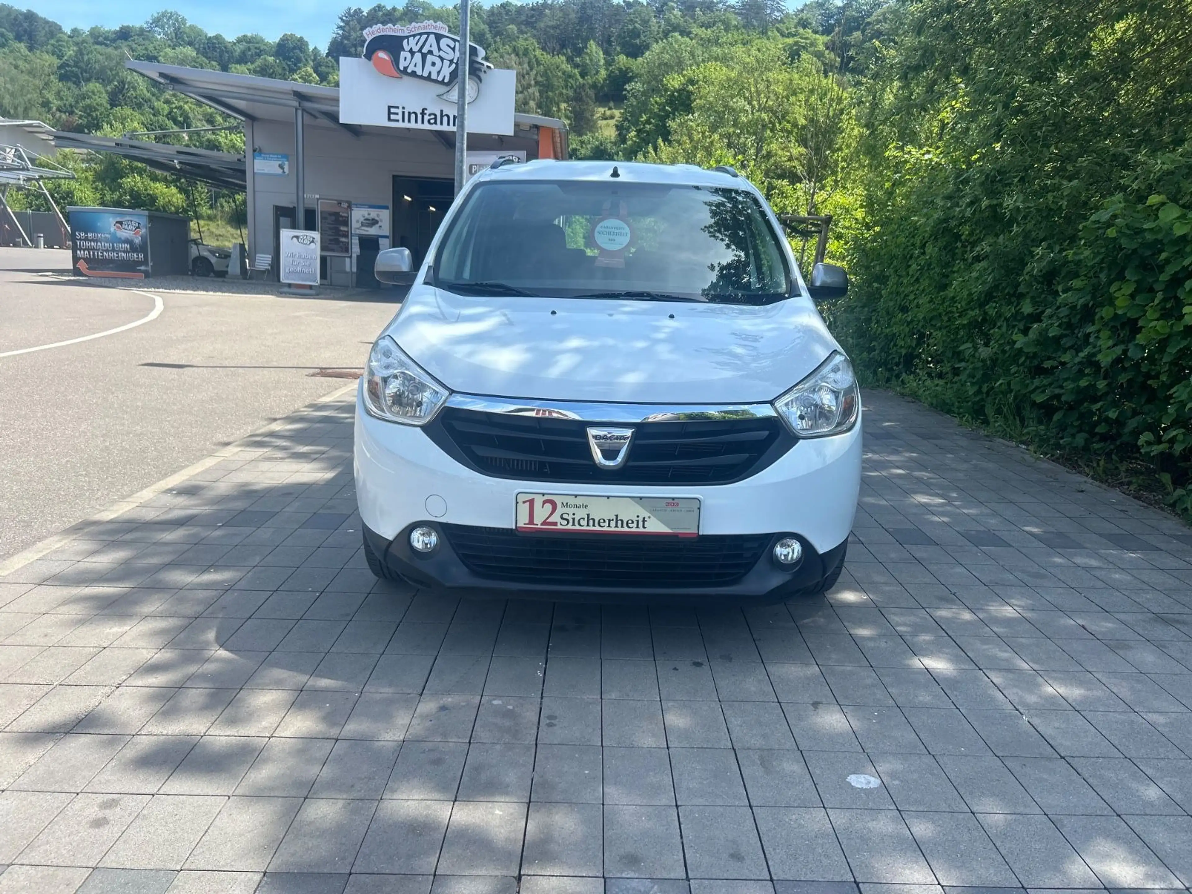 Dacia Lodgy Celebration** 7-SITZE** — photo 4